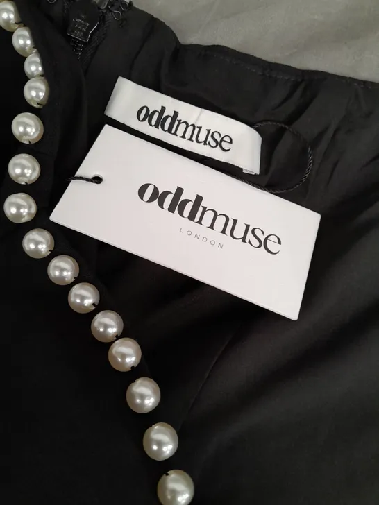 ODDMUSE THE ULTIMATE MUSE PEARL DRESS IN BLACK - XXL 