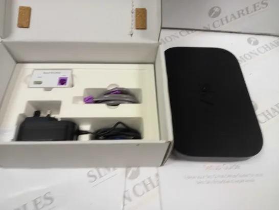 BOXED SKY Q HUB HOME ROUTER