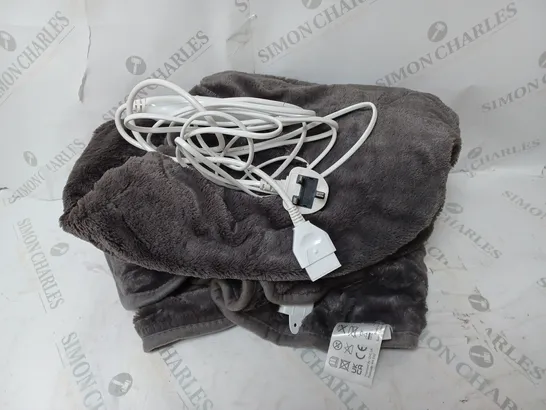 COZEE HOME VELVETSOFT HEATED THROW IN CHARCOAL 