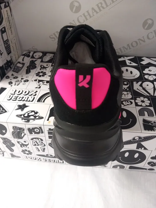 BRAND NEW BOXED PAIR OF KOI ECSTACY RAVE CULTURE MEN'S TRAINERS SIZE 12