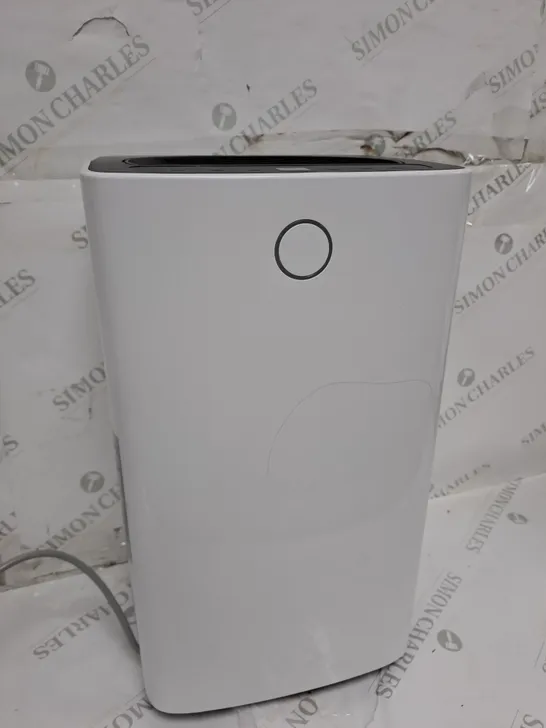 OUTLET 12L DEHUMIDIFIER WITH 2L WATER TANK AND TIMER