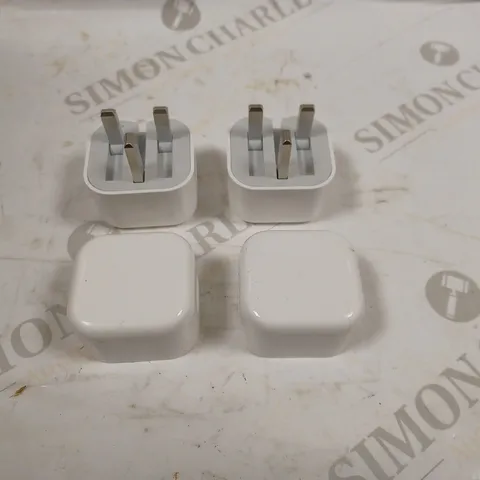 APPROXIMATELY 200 APPLE FOLDING PIN PLUGS USB TYPE C 20W