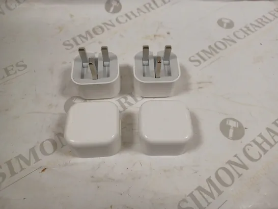 APPROXIMATELY 200 APPLE FOLDING PIN PLUGS USB TYPE C 20W