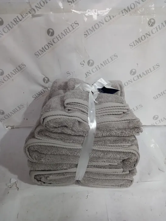 CHRISTY 6 PIECE RENAISSANCE TOWEL BALE IN GREY