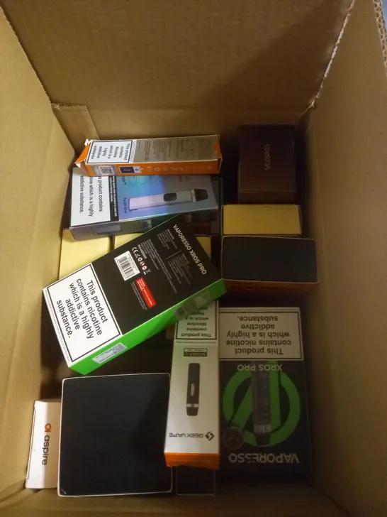 APPROXIMATELY 20 BOXED E-CIGARETTES TO INCLUDE INNOKIN, ASPIRE, VOOPOO ETC