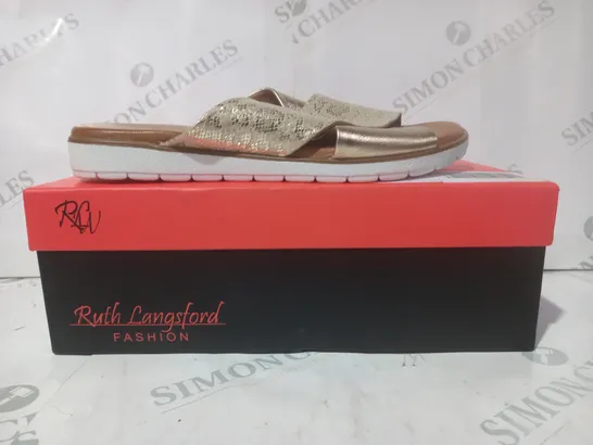 BOXED PAIR OF RUTH LANGSFORD LEATHER SANDALS IN METALLIC GOLD SIZE 7