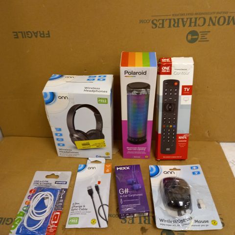LOT OF APPROXIMATELY 20 ELECTRICAL PRODUCTS TO INCLUDE BLUETOOTH PARTY SPEAKER, CHARGING CABLES, MICE ETC