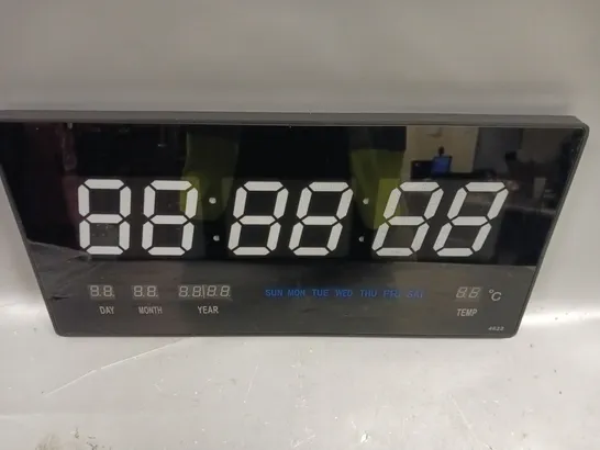 LARGE DISPLAY DIGITAL CLOCK 