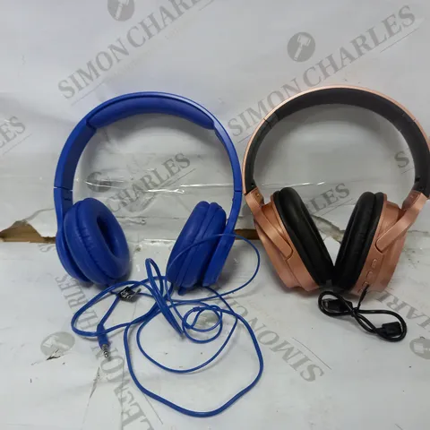 BOX OF 2 PAIRS OF HEADPHONES TO INCLUDE ONN WIRED HEADPHONES (BLUE) AND MIXX RX1 WIRELESS HEADPHONES 