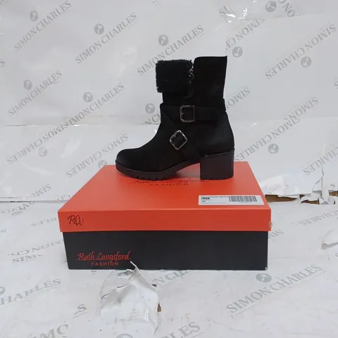 BOXED RUTH LANGSFORD BLACK LEATHER CASUAL BOOTS- SIZE 38