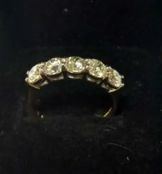 18CT GOLD FIVE STONE HALF ETERNITY RING SET WITH DIAMONDS WEIGHING +1.55CT