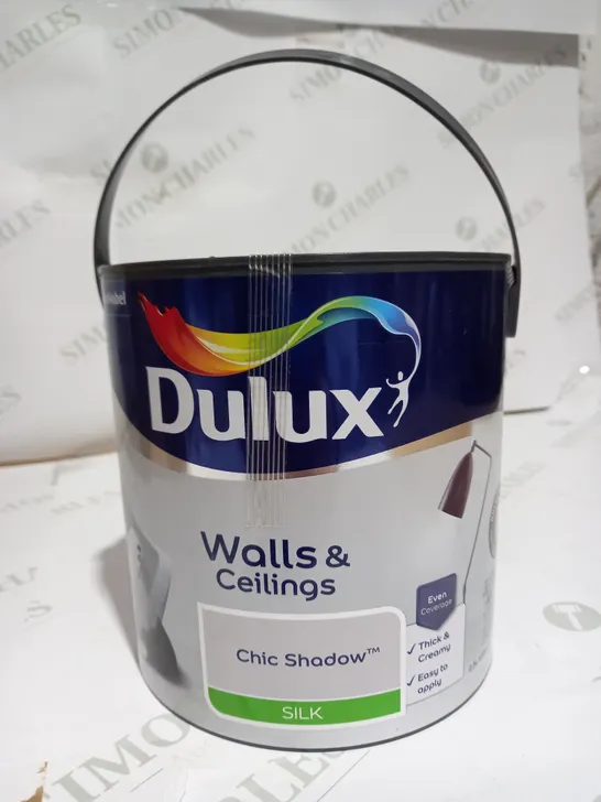 DULUX WALLS & CEILINGS CHIC SHADOW SILK EMULSION PAINT, 2.5L