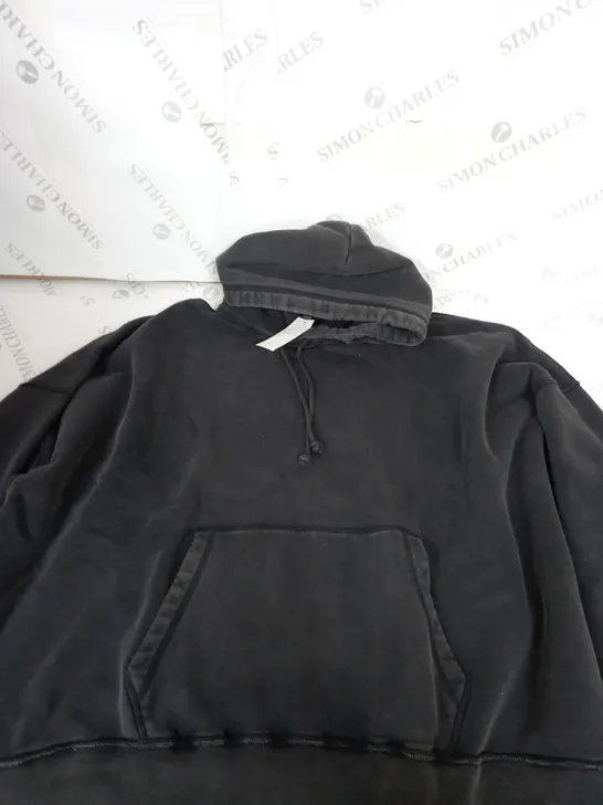 ABERCROMBIE & FINCH CROPPED HOODIE IN BLACK - XXL