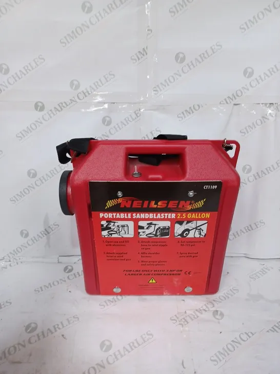 NEILSEN PORTABLE SANDBLASTER 2.5 GALLON CT1109