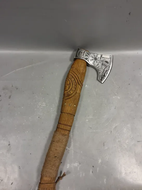 HANDCRAFTED VIKING DESIGN HATCHET - COLLECTION ONLY 