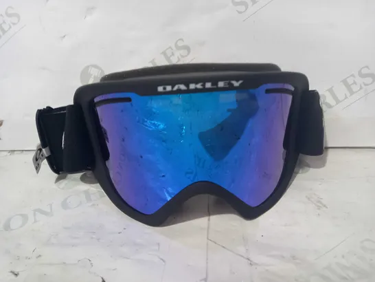 OAKLEY FRAME 2.0 PRO XL SKI GOGGLES