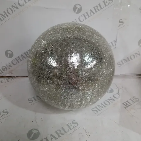 MR CHRISTMAS 8" GLASS CRACKLE SPHERE WITH ROTATING LIGHT