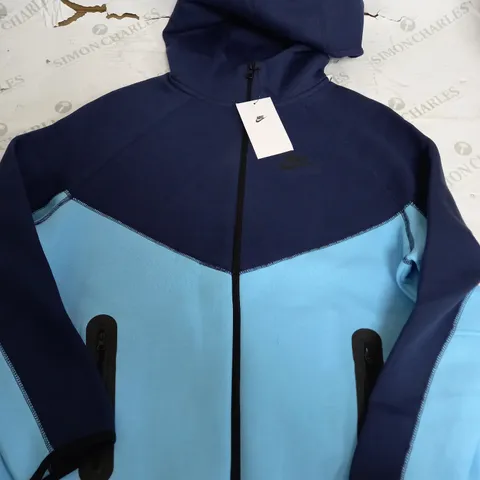 NIKE TECH FLEECE JACKET IN BLUE & LIGHT BLUE - KIDS XL