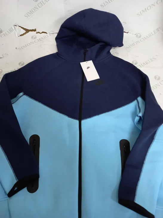 NIKE TECH FLEECE JACKET IN BLUE & LIGHT BLUE - KIDS XL