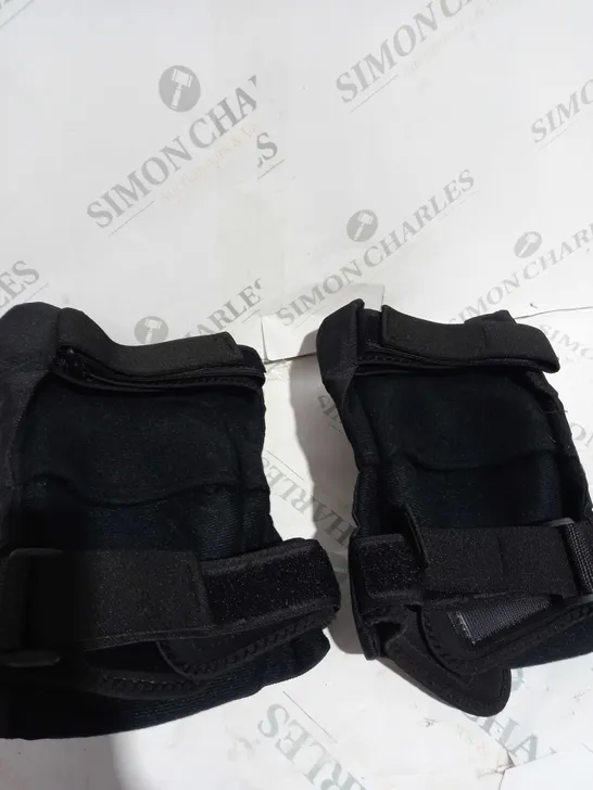 SULAITE MOTORCYCLE KNEE PADS PROTECTIVE GEAR