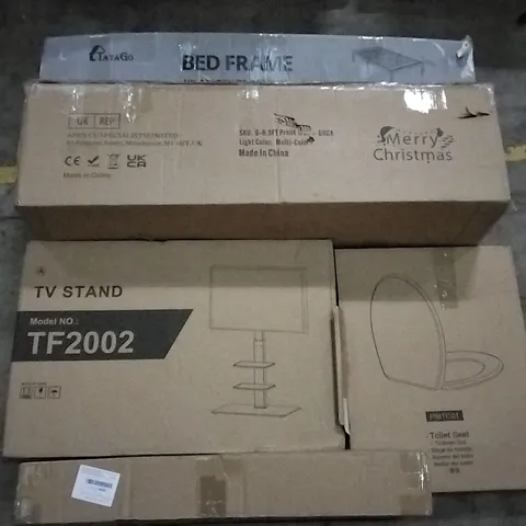PALLET OF ASSORTED ITEMS INCLUDING BED FRAME, PRELIMINARY CHRISTMAS TREE, TOILET SEAT, TV STAND, BACKDROP STAND