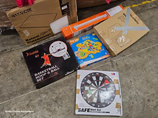 PALLET OF ASSORTED ITEMS TO INCLUDE, RETRACTABLE GATES, EXCERCISE MAT, TOILET SEATS, SAFE DARTS SET, BASKET BALL HOOPS, EUROPEAN FLAG GAME, 