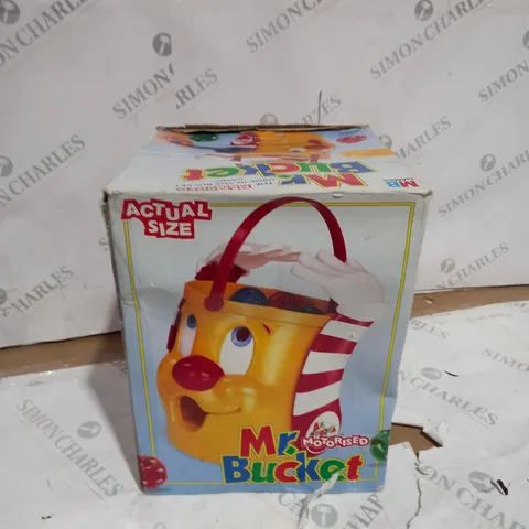 BOXED MR BUCKET 