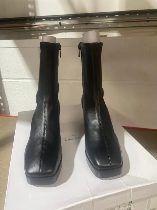 BOXED PAIR OF '& OTHER STORIES' BLACK BOOTS SIZE 38