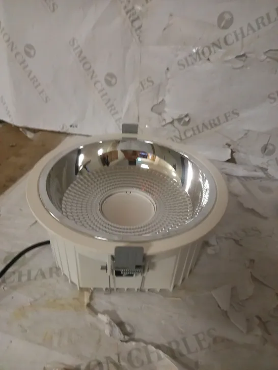 BRAND NEW GUZZINI REFLEX LED 27W RECESSED SPOOTLIGHT ROUN