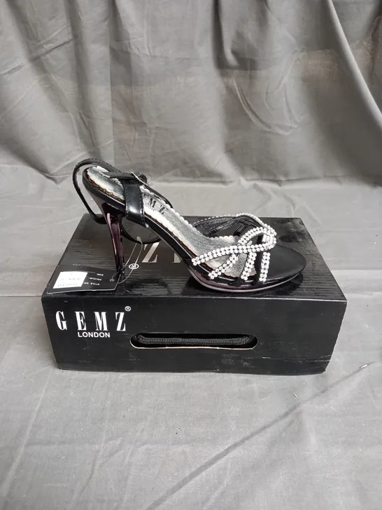 BOX OF APPROX 12 PAIRS OF GEMS RHINESTONE STRAP HEELS IN BLACK - VARIOUS SIZES