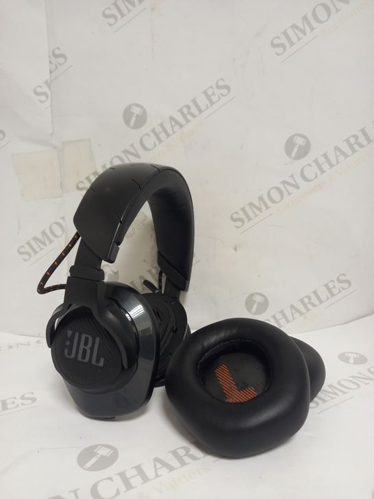 JBL QUANTUM 600 WIRELESS OVER-EAR GAMING HEADSET 