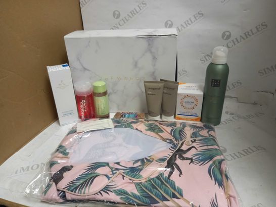 JARMABOX PYJAMA & BODYCARE 8PC SET