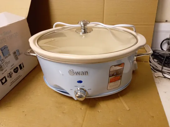 SWAN RETRO BLUE 6.5 LITRE SLOW COOKER