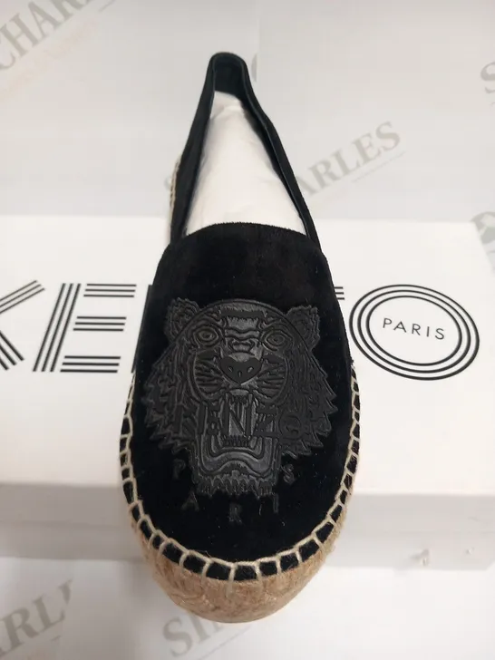 BOXED PAIR OF KENZO ESPARDRILLE BLACK SIZE 35