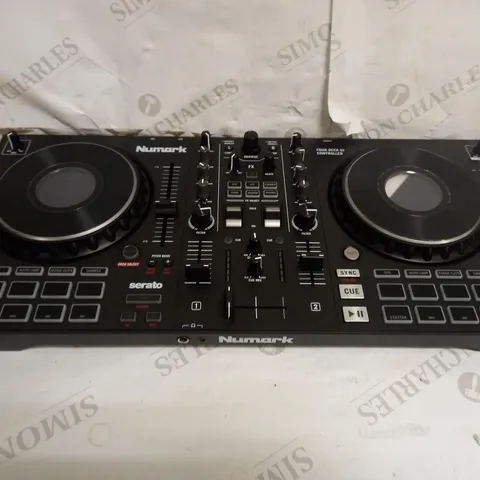 NUMARK MIXTRACK PLATINUM FX – DJ CONTROLLER FOR SERATO DJ