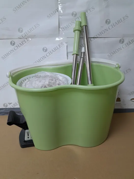 SPIN MOP AND BUCKET IN LIGHT GREEN