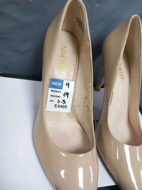 BOXED NINE WEST FLAX NUDE PATENT COURTS SIZE 3.5