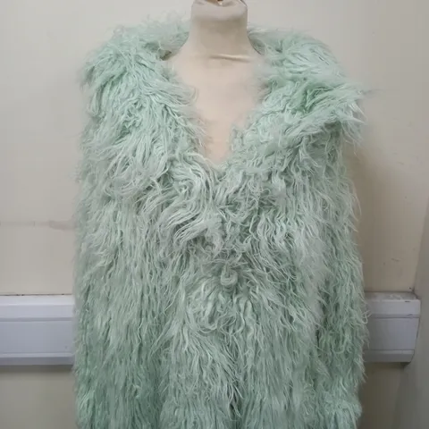 H&M DIVIDED SHAGGY COAT GREEN LARGE