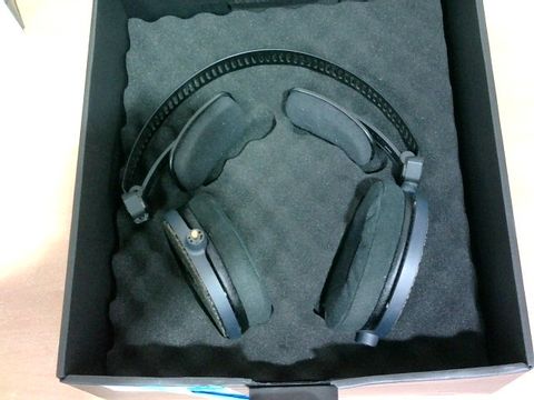 AUDIO-TECHNICA PROFESSIONAL OPEN-BACK REFERENCE HEADPHONE - BLACK