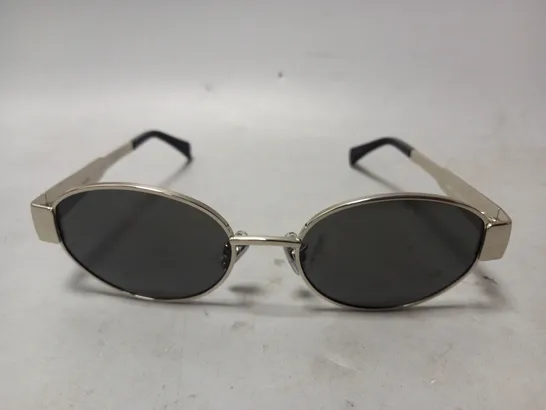 BOXED CELINE PARIS SUNGLASSES IN SILVER FRAME W. BLACK LENS