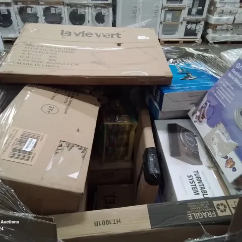 PALLET CONTAINING VARIOUS ASSORTED ITEMS TO INCLUDE: ELECTRIC FOOT MASSAGER, TURNTABLE SYSTEM, KIDS MUD KITCHEN PLAYLET AND LOTS MORE UNMARKED BOXED ITEMS