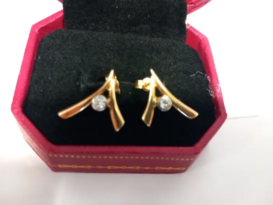 DESIGNER 18CT GOLD DIAMOND SET EARRINGS