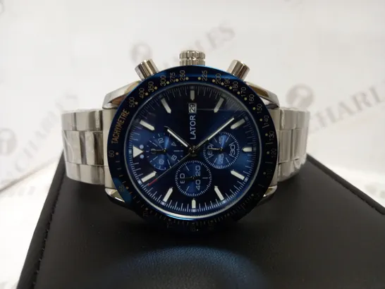 LATOR CALIBRE TACHYMETRE BLUE DIAL CHRONOGRAPH STYLE BRACELET STRAP WATCH RRP £635