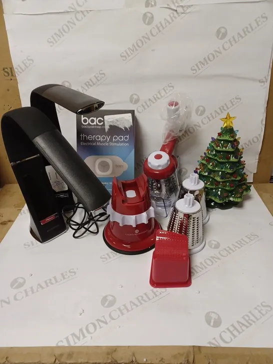 LOT OF APPROX 6 ASSORTED HOUSEHOLD ITEMS TO INCLUDE COOK'S ESSENTIALS GRATER/SLICER, BACK THERAPY ELECTRICAL PAD, BLACK DESK LAMP, ETC 