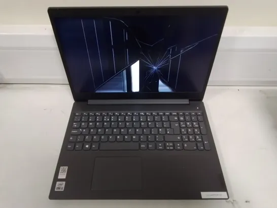 UNBOXED LENOVO V15 F1 LAPTOP IN GRAPHITE