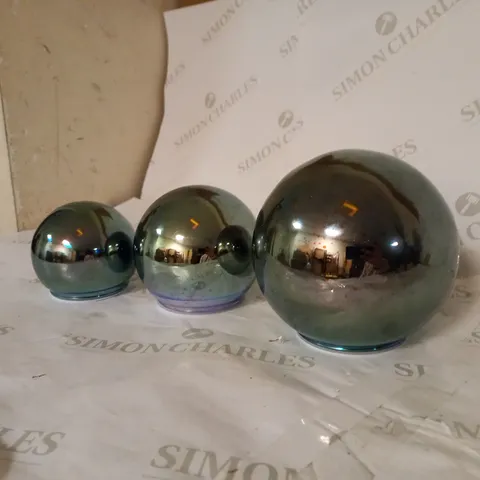 BUNDLEBERRY BY AMANDA HOLDEN SET OF 3 INFINITY SPHERES - GUNMETAL