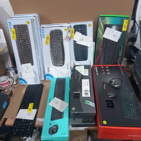 LOT OF APPROX 13 ASSORTED KEYBOARDS TO INCLUDE RAZER, ONN, LOGITECH ETC