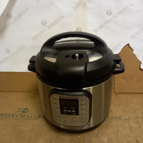 INSTANT POT DUO SMART PRESSURE COOKER