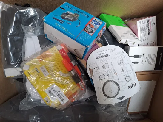 BOX OF APPROXIMATELY 15 ASSORTED HOUSEHOLD ITEMS TO INCLUDE TRAVELLING KETTLE, WOOD SLICES, LED CLOCK, ETC