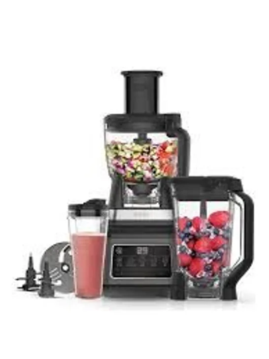 BOXED NINJA 3-IN-1 FOOD PROCESSOR AND BLENDER WITH AUTO-IQ BN800UK RRP £199